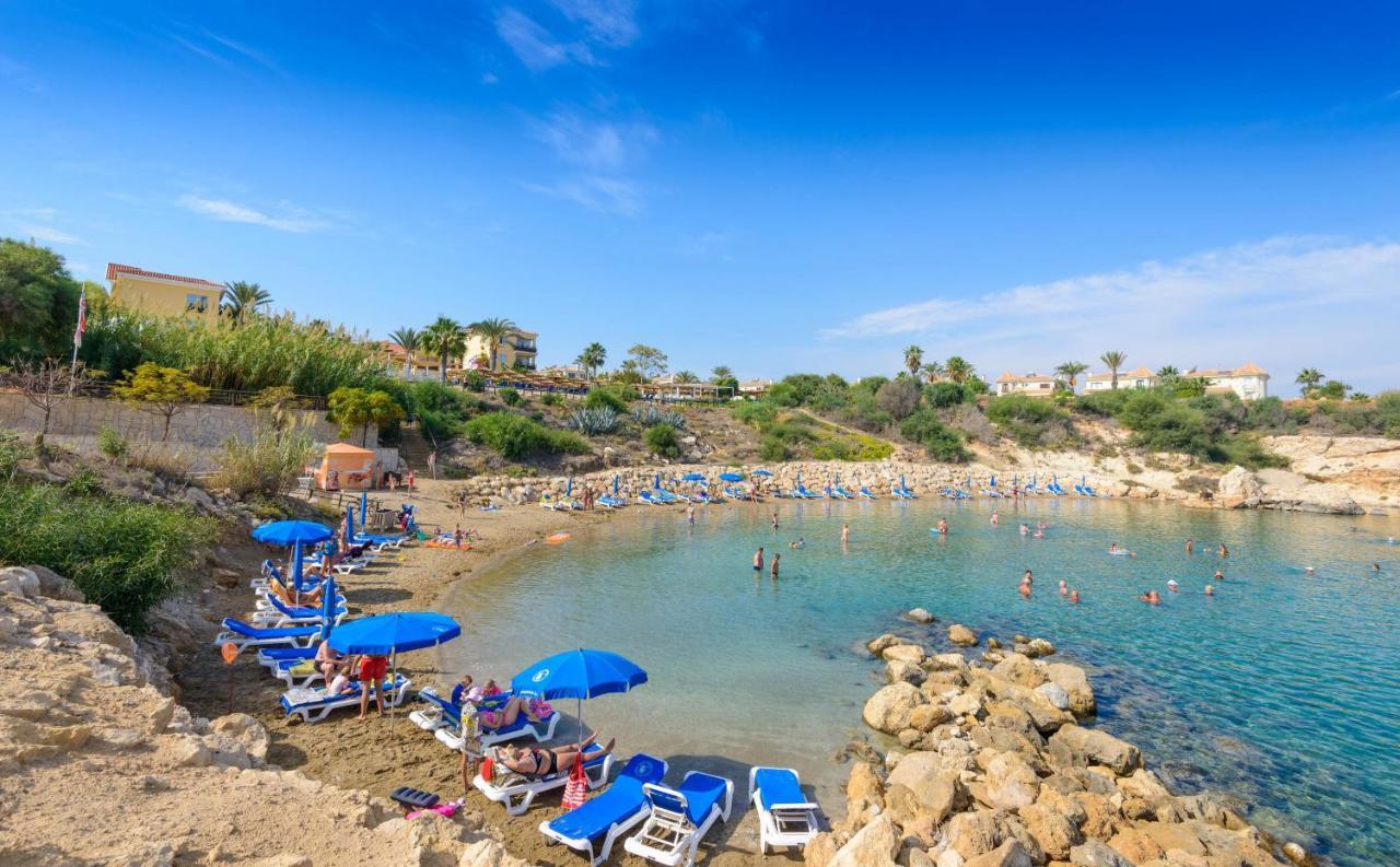 Villa Irina Paralimni Exterior foto